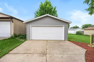 2043 42nd St NW, Rochester, MN 55901 - Photo 28