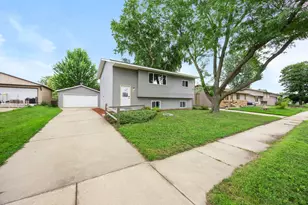 2043 42nd St NW, Rochester, MN 55901 - Photo 2