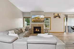 8818 Jackson Ave, Blaine, MN 55014 - Photo 6