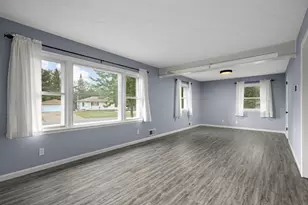 7163 Corliss Way, Inver Grove Heights, MN 55076 - Photo 4