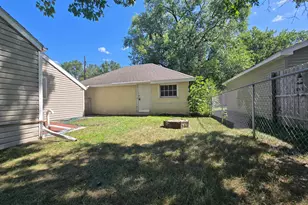 1202 11th Ave SE, Saint Cloud, MN 56304 - Photo 6