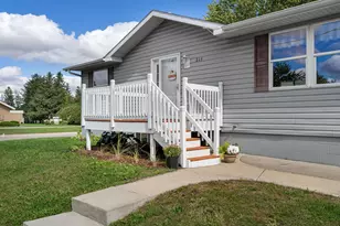 215 2nd Ave NE, Hayfield, MN 55940 - Photo 32