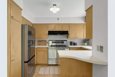 1009 Orange Avenue E, Saint Paul, MN 55106 - Photo 4