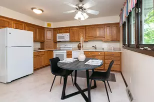2705 Larch Ln N, Plymouth, MN 55441 - Photo 6