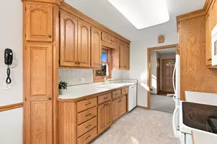 9025 10th Ave S, Bloomington, MN 55420 - Photo 16