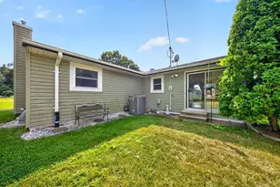 115 1st St SE, Plainview, MN 55964 - Photo 38