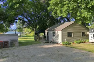 1875 Grant Ave NW, Maple Lake, MN 55358 - Photo 2