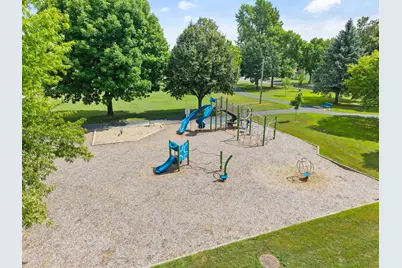 409 Clay Street S, Shakopee, MN 55379 - Photo 50