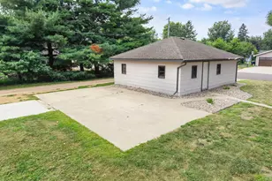 409 Clay St S, Shakopee, MN 55379 - Photo 46