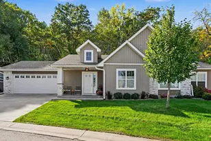 1148 Hewitt Blvd, Red Wing, MN 55066 - Photo 4