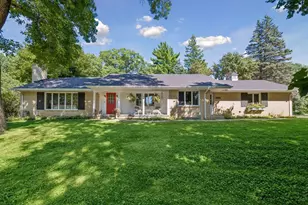 4730 Fairhills Rd E, Minnetonka, MN 55345 - Photo 26