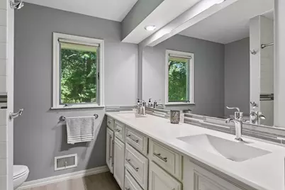4730 Fairhills Road E, Minnetonka, MN 55345 - Photo 16