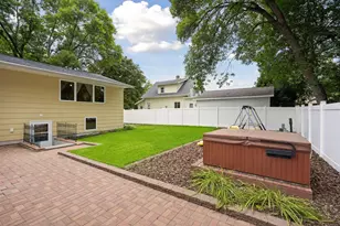 1309 10th St SW, Willmar, MN 56201 - Photo 24