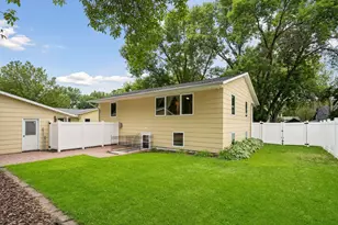1309 10th St SW, Willmar, MN 56201 - Photo 22