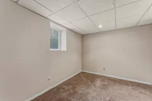 1006 Elmhill Dr, Albert Lea, MN 56007 - Photo 30