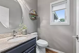 8939 Heatherton Ridge Dr, Savage, MN 55378 - Photo 18