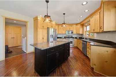 751 S 12th Street, Bird Island, MN 55310 - Photo 2