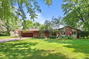 2502 Island View Dr, Saint Cloud, MN 56301 - Photo 1