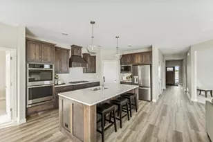 1055 E Meadowsweet Dr, River Falls, WI 54022 - Photo 6