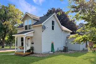 284 2nd St, Tracy, MN 56175 - Photo 4