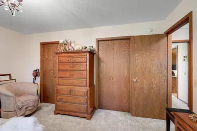 9702 Utica Road, Bloomington, MN 55437 - Photo 48