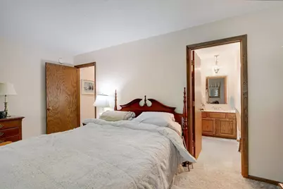 9702 Utica Road, Bloomington, MN 55437 - Photo 28