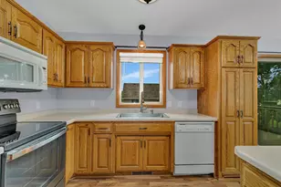 606 Lake Anna Dr, Avon, MN 56310 - Photo 8