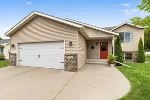 606 Lake Anna Dr, Avon, MN 56310 - Photo 1