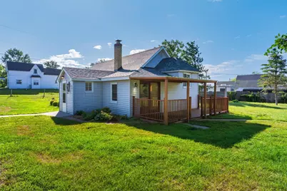 203 Mississippi Avenue SW, Bemidji, MN 56601 - Photo 2