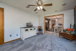200 Kenzie St, Sherburn, MN 56171 - Photo 8