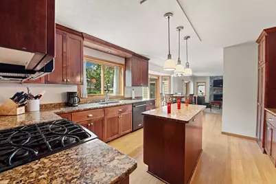 9224 Cornell Road, Woodbury, MN 55125 - Photo 10