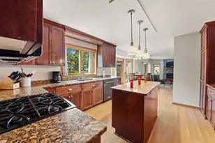 9224 Cornell Rd, Woodbury, MN 55125 - Photo 10
