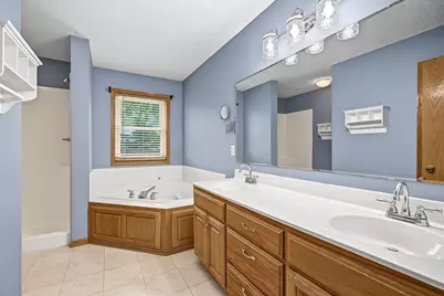 17452 Goodland Path, Lakeville, MN 55044 - Photo 18