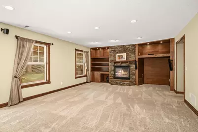 17452 Goodland Path, Lakeville, MN 55044 - Photo 6