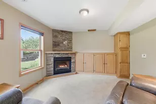834 Prairie Meadows Dr, Hudson, WI 54016 - Photo 32