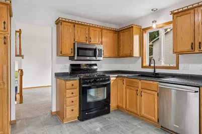 4751 Heather Ridge Road N, Oakdale, MN 55128 - Photo 10
