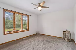 4751 Heather Ridge Rd N, Oakdale, MN 55128 - Photo 20