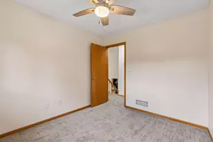 4751 Heather Ridge Rd N, Oakdale, MN 55128 - Photo 24