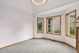 4751 Heather Ridge Rd N, Oakdale, MN 55128 - Photo 14