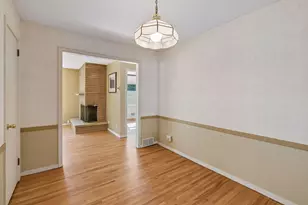 8224 Xerxes Ave S, Bloomington, MN 55431 - Photo 18