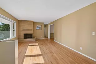 8224 Xerxes Ave S, Bloomington, MN 55431 - Photo 4