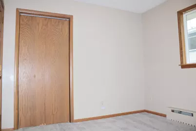 958 Jorgenson Street SE, Hutchinson, MN 55350 - Photo 18