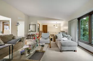 9700 Utica Rd, Bloomington, MN 55437 - Photo 28
