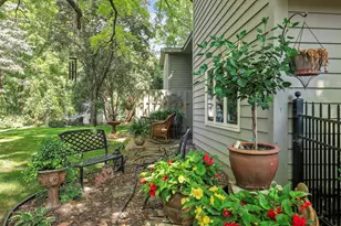 9700 Utica Rd, Bloomington, MN 55437 - Photo 8