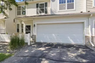 1574 Liberty Cir, Shakopee, MN 55379 - Photo 2