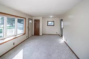 1202 Sunnyside Dr, Farmington, MN 55024 - Photo 12