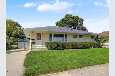 709 18th Avenue NE, Rochester, MN 55906 - Photo 1