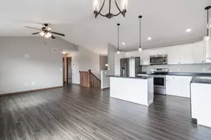 720 Mulligan St, Mankato, MN 56001 - Photo 4