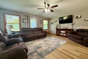 69744 140th Ave, Blooming Prairie, MN 55917 - Photo 4