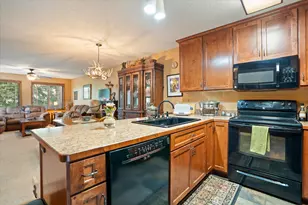 35457 Riverwood Ct, Crosslake, MN 56442 - Photo 4